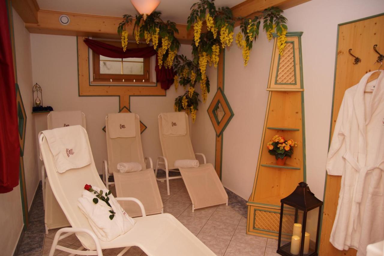 Haus Dorfblick Hotel Gerlos Exterior photo