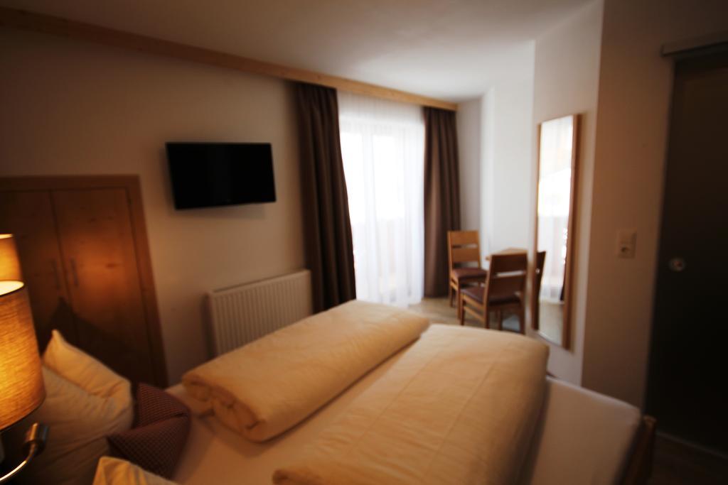 Haus Dorfblick Hotel Gerlos Exterior photo