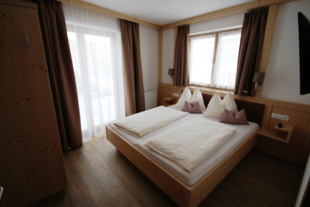 Haus Dorfblick Hotel Gerlos Exterior photo