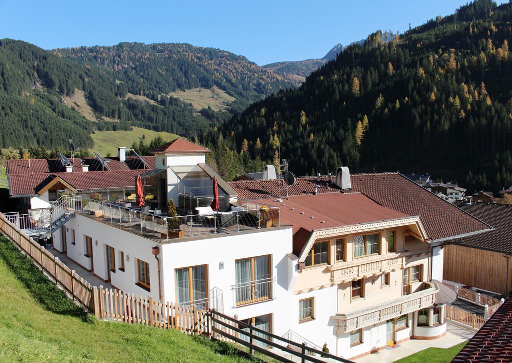 Haus Dorfblick Hotel Gerlos Exterior photo