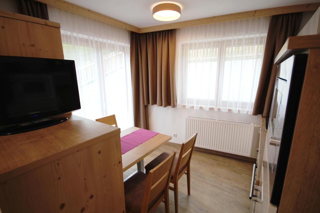 Haus Dorfblick Hotel Gerlos Exterior photo